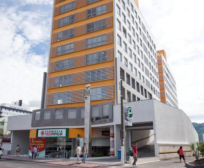 Max & Flora Center - Comercial